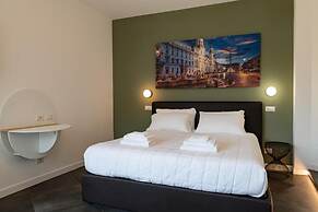 Flora Guest House