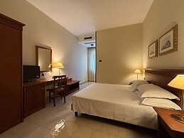 Naples Park Hotel