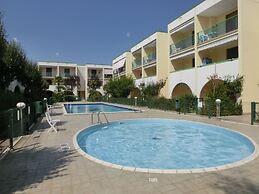 Relaxing Duplex With Pool & Balcony