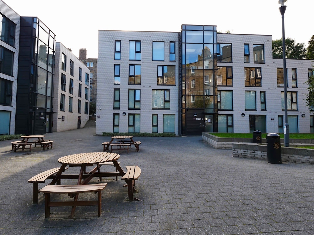 Student Only Gateway Apartments