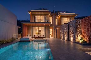 Lapis Nera Villas