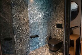 Lapis Nera Villas