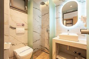 Elegant Maltepe Accommodation
