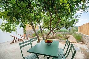 Gioma Garden Villas