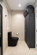 Big 2BD Duplex Penthouse & Large Terrace