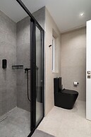 Big 2BD Duplex Penthouse & Large Terrace