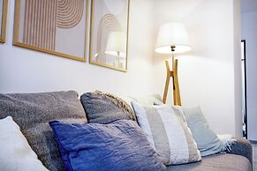 2BR Penthouse with Large Front Terrace