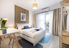 2BR Penthouse with Large Front Terrace