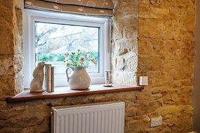 Beautiful 2 BD Cottage in the Cotswolds