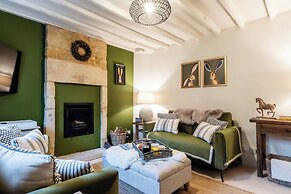 Beautiful 2 BD Cottage in the Cotswolds