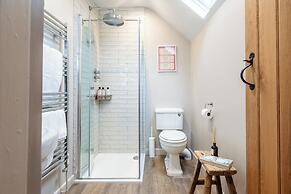 Beautiful 2 BD Cottage in the Cotswolds