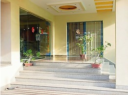 HOTEL PRATAP PALACE VARANASI
