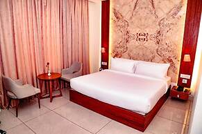 Hotel Trenor.
