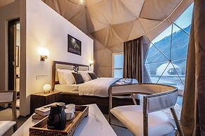 The Crystal Resort