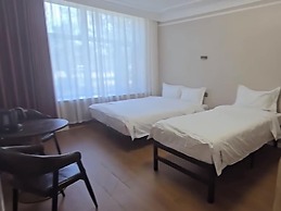 Halh Gol Hotel