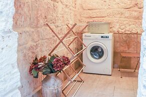Traditional Maisonette - Yard & Jacuzzi