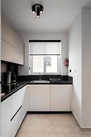 Modern Stylish 2BR APT With 2 Balconies