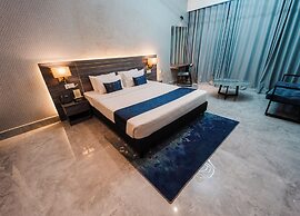 Green Nature Resort & Suites