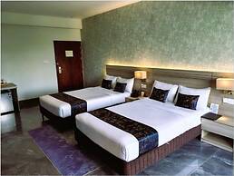 Green Nature Resort & Suites