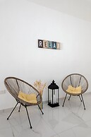3BR Country Retreat with Large Terrace