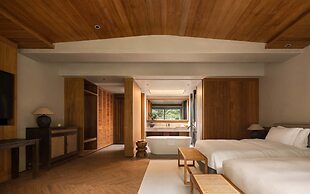 CongLinLi Wooded Homestay