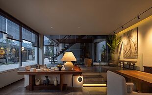 CongLinLi Wooded Homestay