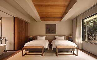 CongLinLi Wooded Homestay