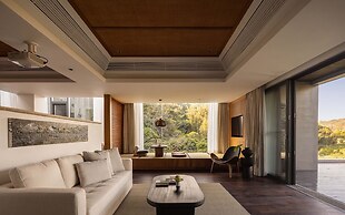CongLinLi Wooded Homestay