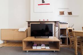 1 Bedroom W Kitchen and Bathroom In Trendy St Gilles