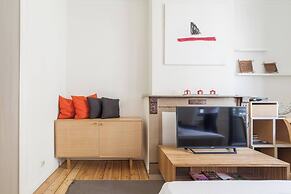 1 Bedroom W Kitchen and Bathroom In Trendy St Gilles