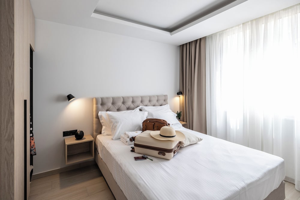 DOMIOS Suites Athens