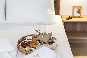DOMIOS Suites Athens