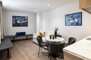 DOMIOS Suites Athens