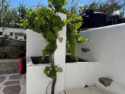 Anais Anais Mykonos