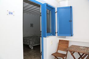 Anais Anais Mykonos