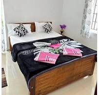 Crown Crest Home Stay