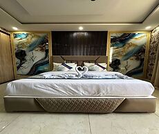 Minta Hotel and Banquet
