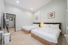 FunnD Mrt lat phrao 5Beds NetflixYouTube