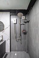 FunnD Mrt lat phrao 5Beds NetflixYouTube