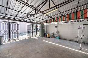 FunnD Mrt lat phrao 5Beds NetflixYouTube