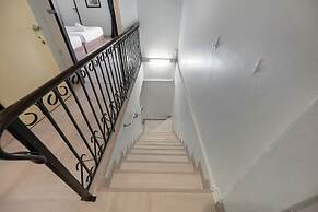 FunnD Mrt lat phrao 5Beds NetflixYouTube