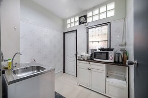 FunnD Mrt lat phrao 5Beds NetflixYouTube