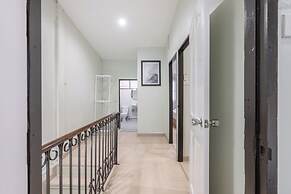 FunnD Mrt lat phrao 5Beds NetflixYouTube