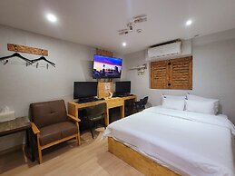 ORAGO stay hotel