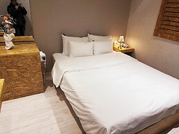 ORAGO stay hotel