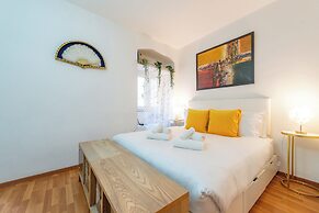 Shalimar House Navona by Ghor