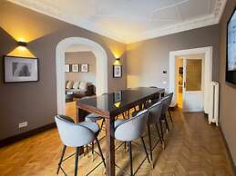 Mellini Apartment