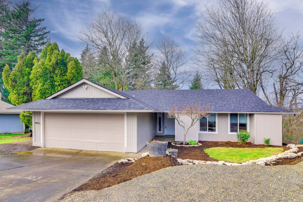 Peace & Serenity in Gresham! Sleek Home w/ Yard