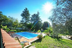 Apartment With Pool Near Umag