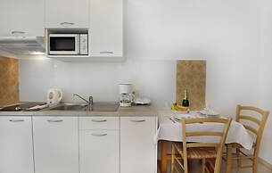 Apartment With Pool Near Umag